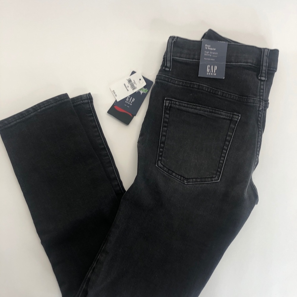 Boys. Size 12R. Skinny jeans